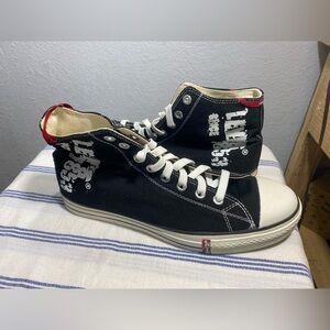 Black High-Top Sneakers with White Graphics Levi’s Men’s 12